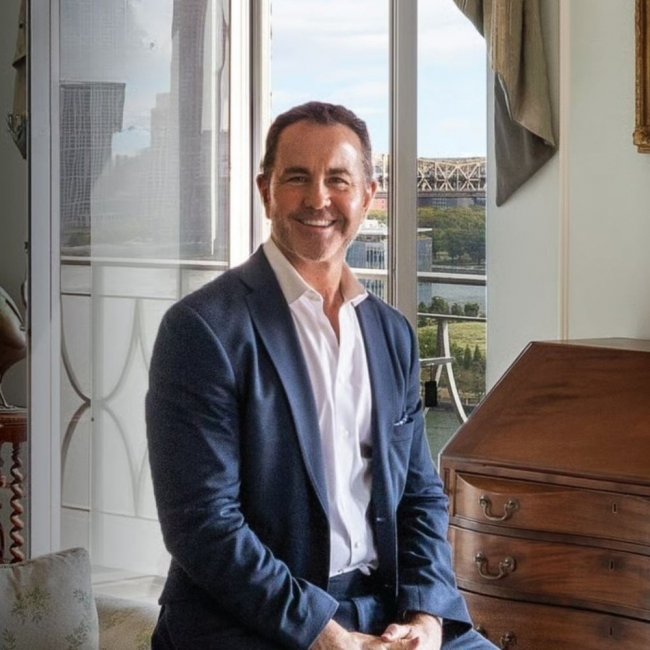 Photo of Brian Lewis